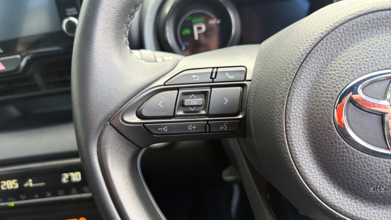 Toyota Yaris 1.5 Hybrid Dynamic 5dr CVT Hybrid Hatchback